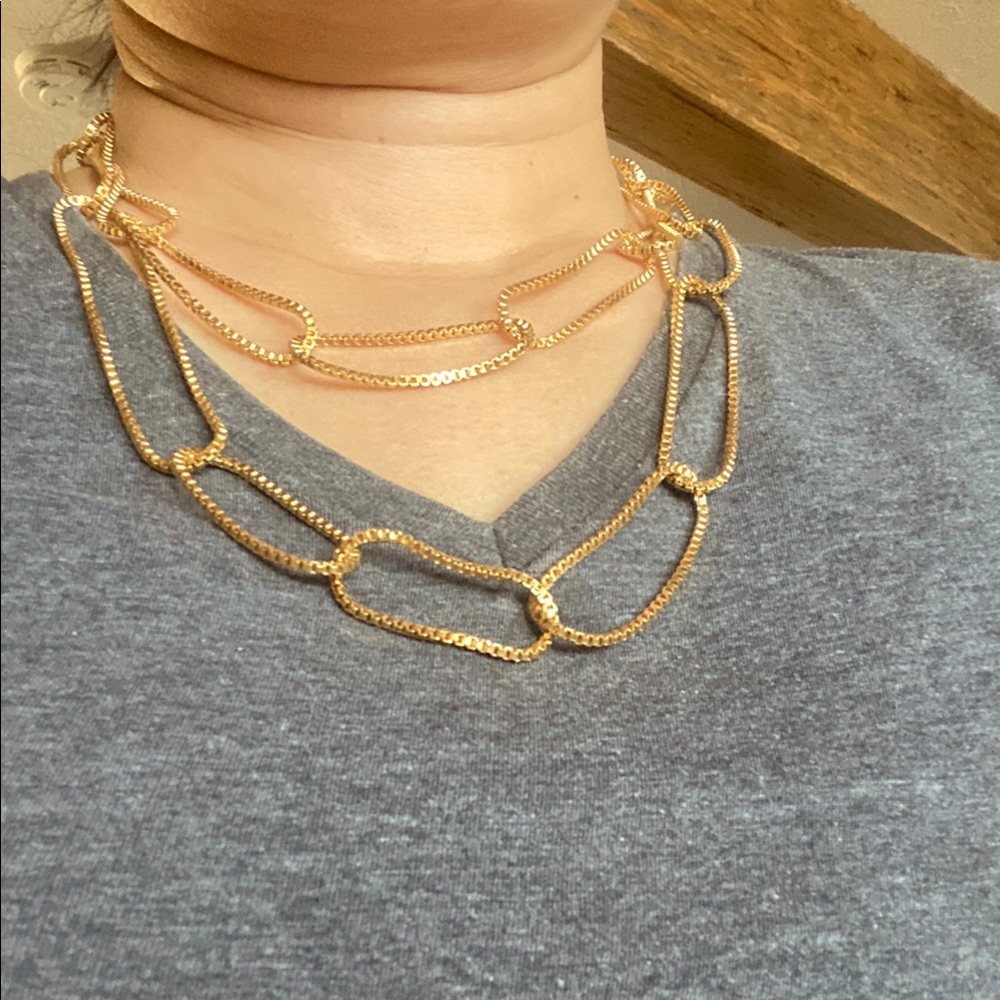 🆕 Gold paper clip  Necklace 18” long